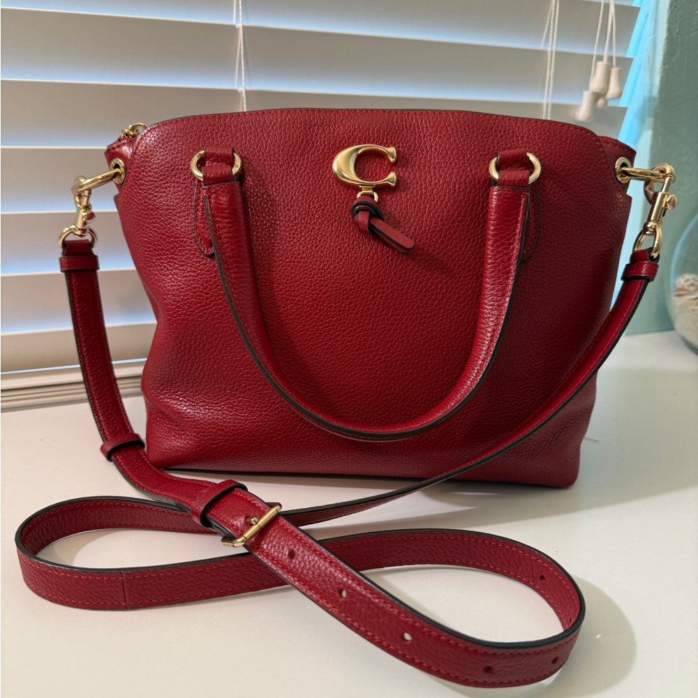 Beautiful Coach Red Leather Handbag